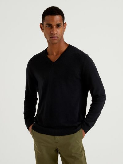 Men's Benetton Pure Merino Wool V-neck Sweaters Black | NZ818373